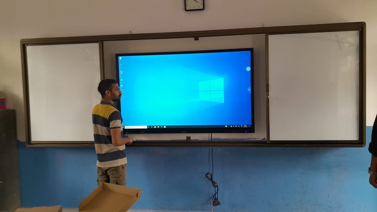 Complete Classroom Setup - Army School